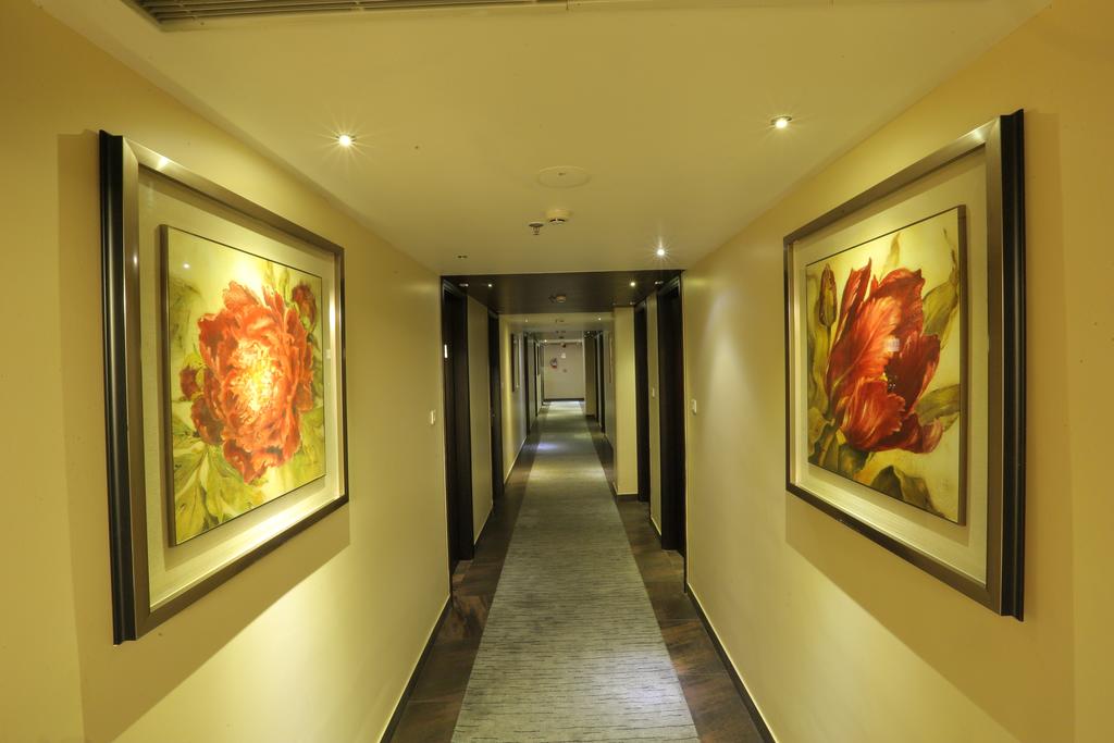 Room lobby
